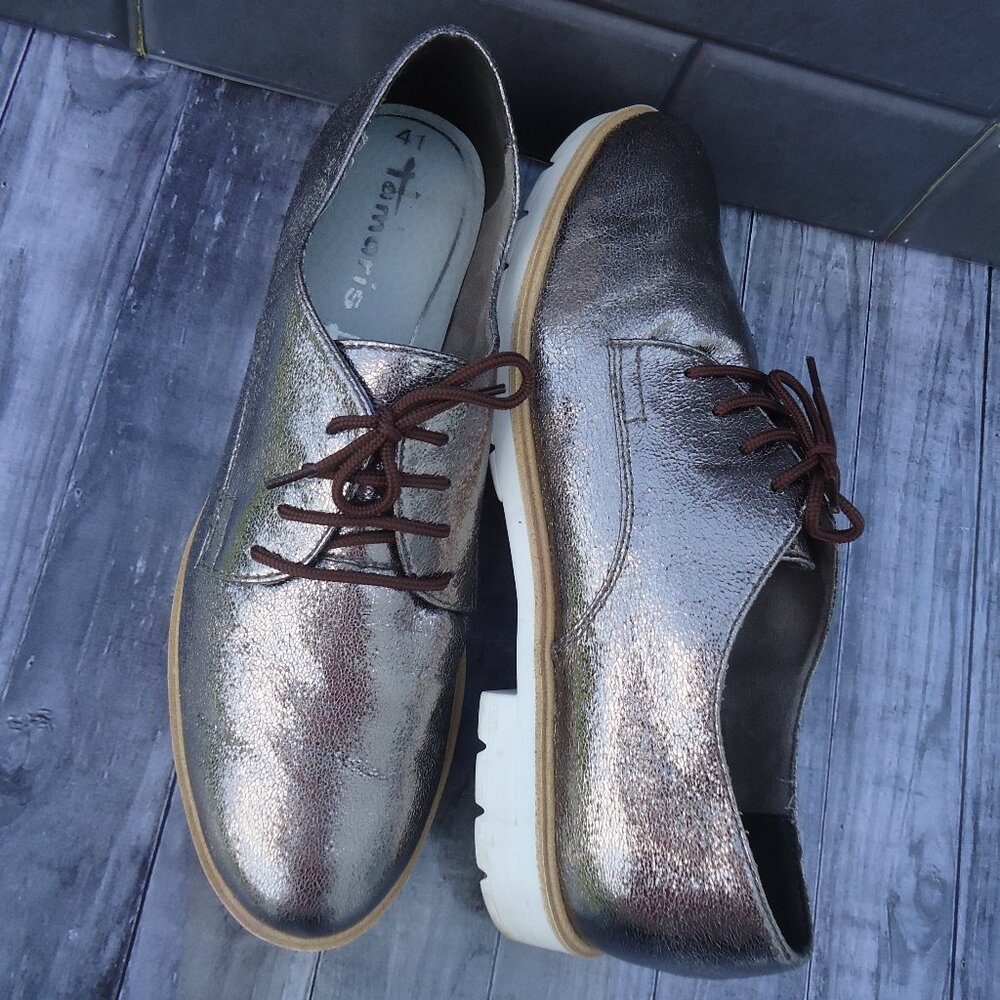 SIZE EU 41. Tamaris oxford shoes.